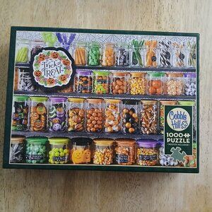 Cobble Hill Trick or Treat Jigsaw Puzzle, 1000 Pieces